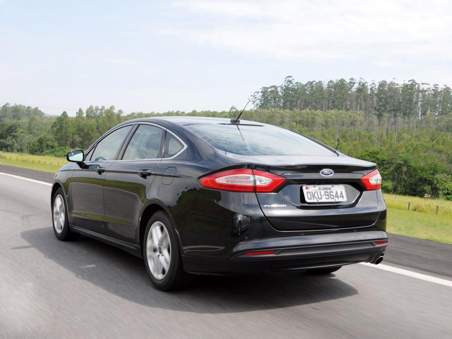  Ford Fusion 2013 года  (BR) (фото 16 из 27)